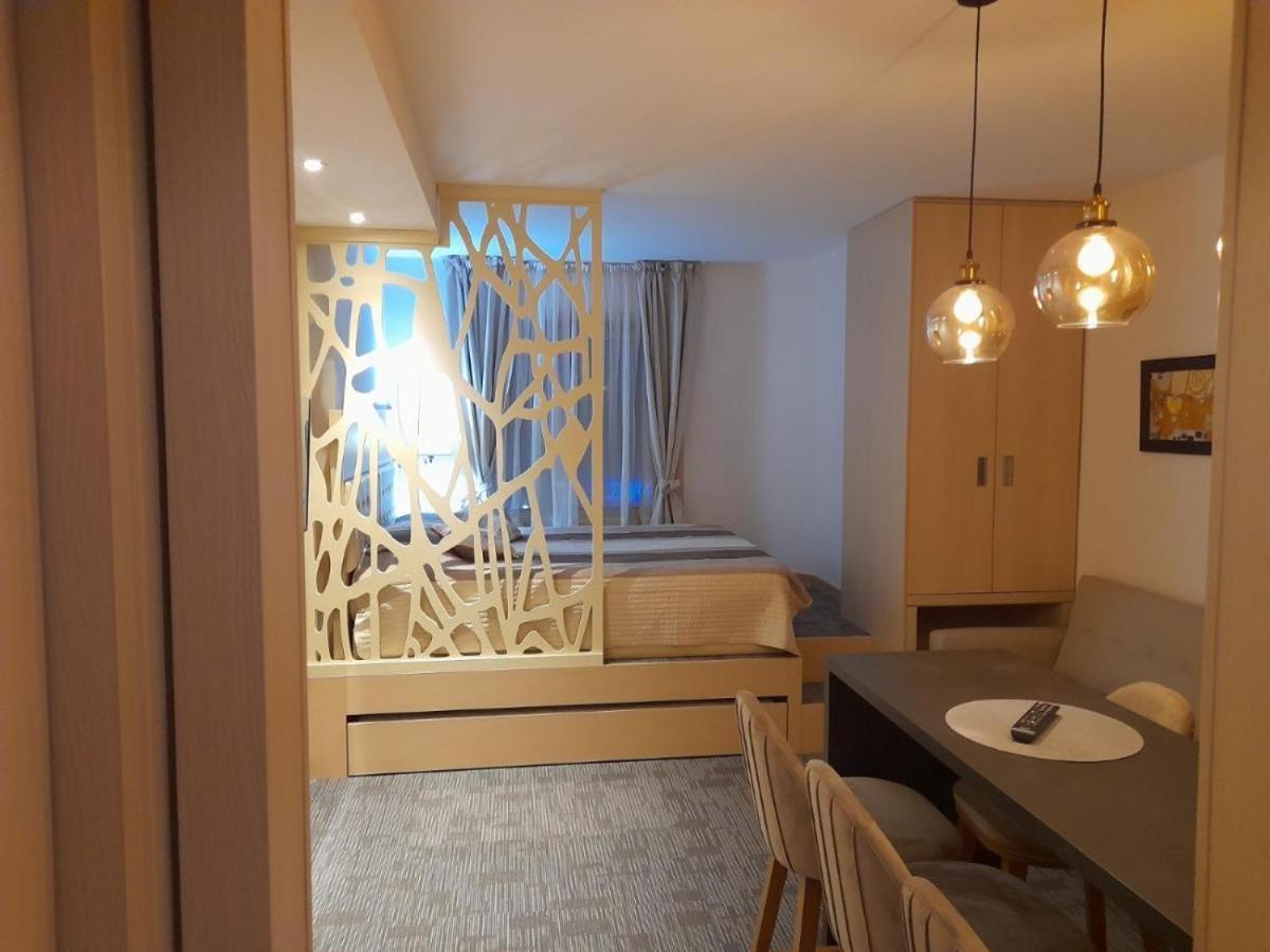 Snow White Apartments Копаоник Екстериор снимка
