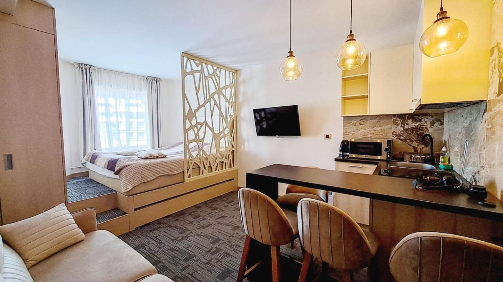 Snow White Apartments Копаоник Екстериор снимка